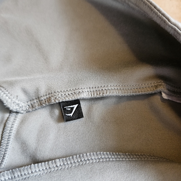 Gymshark Gray Leggings for Ultimate Comfort - Picture 11 of 14